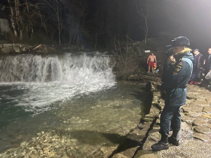 Обучающиеся Академии обеспечивали безопасность крещенских купаний
