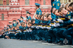 На Красной площади вручили дипломы выпускникам двух вузов МЧС России