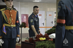 Личный состав МЧС России простился с Вельгелимом Губиным