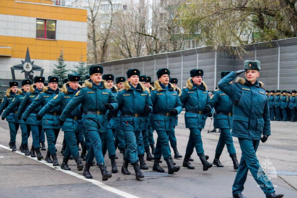 В Академии прошел смотр-конкурс строя и песни среди переменного состава вуза