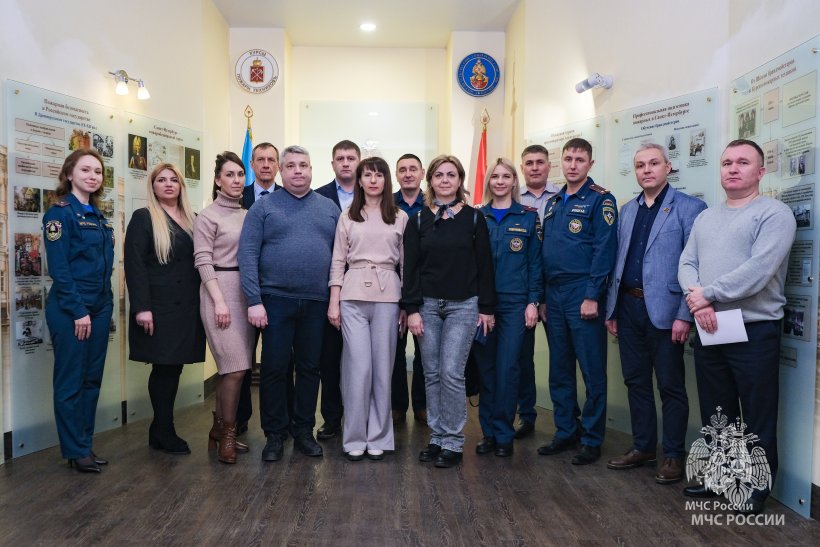 В Санкт-Петербурге обсудили вопросы формирования государственного задания в МЧС России