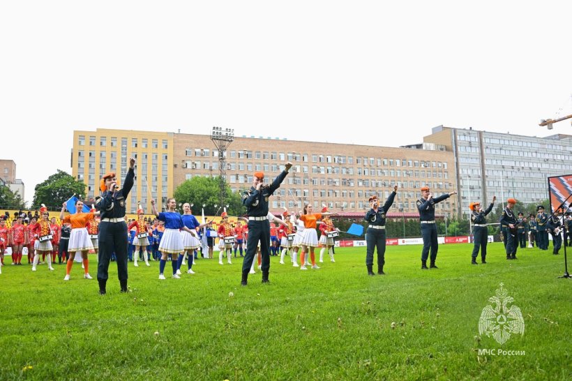 Сегодня, 25 мая, на легендарном регбийном стадионе «Слава» состоялось торжественное открытие игр Кубка МЧС России по регби-7.