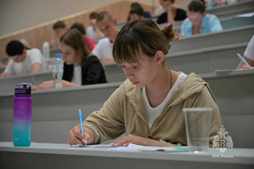 Сегодня в Академии прошёл один из сложнейших этапов абитуриентских сборов – вступительный экзамен по математике