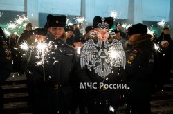 Курсанты Академии почтили подвиг ленинградцев