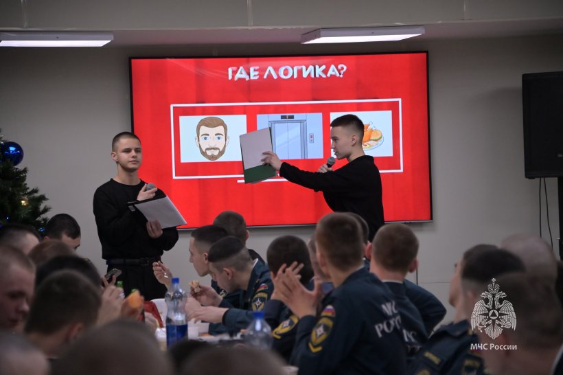 Курсанты Академии встретили Новый год