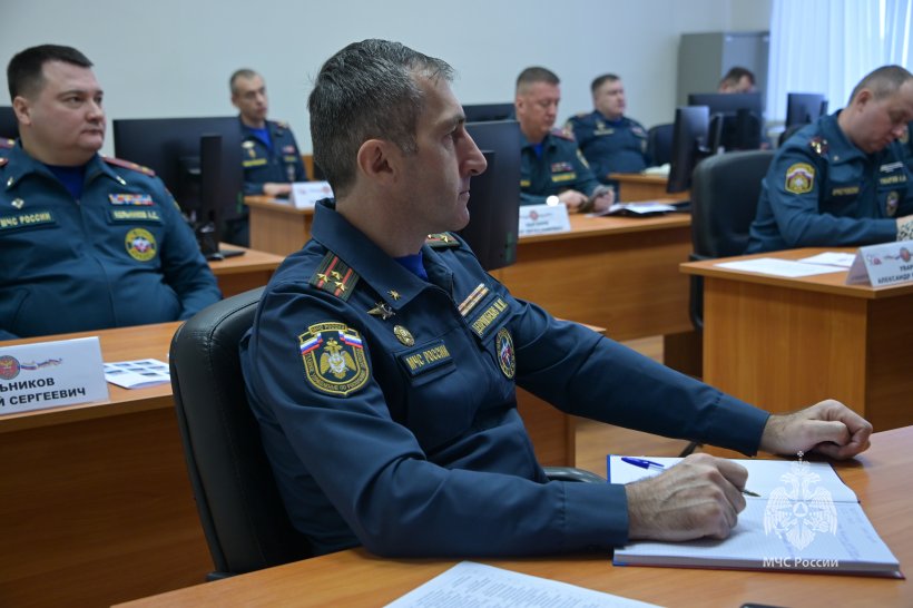 В Институте развития Академии начались занятия по программе подготовки высшего руководящего звена МЧС России