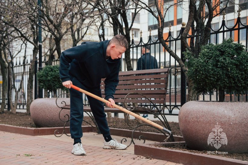 В Академии прошёл традиционный субботник