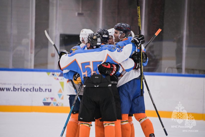 Команда Академии принимает участие в Чемпионате Студенческой хоккейной лиги Москвы и Московской области