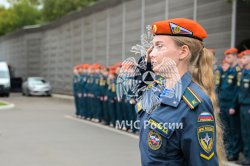 Символ чести и ответственности: курсантам вручили оранжевые береты
