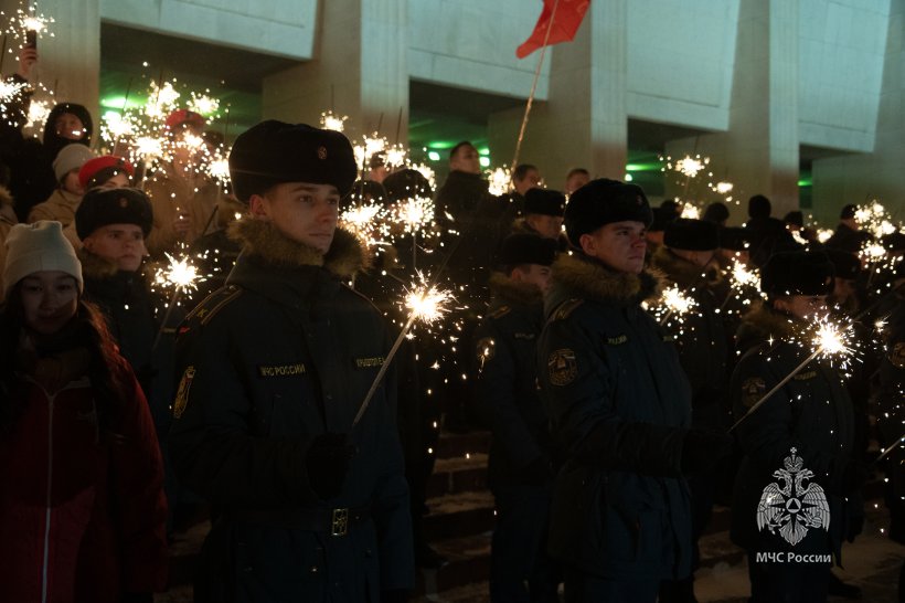 Курсанты Академии почтили подвиг ленинградцев