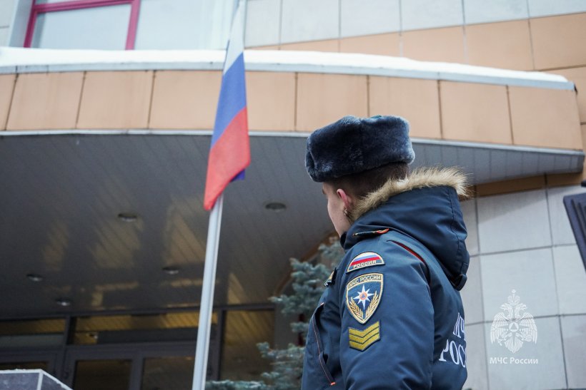 На плацу Академии состоялось построение переменного и постоянного состава