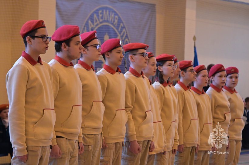 Сегодня в Академии состоялось открытие VI Фестиваля кадетских классов и школ имени Героя России Евгения Николаевича Чернышёва.