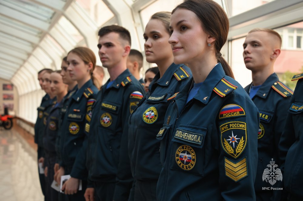 Поисковикам отряда «ФИПО-АГПС» была вручена высокая общественная награда