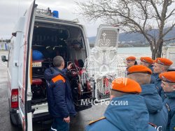 У курсантов 2 курса Академии продолжается практическая подготовка в учебной пожарно-спасательной части вуза, расположенной в с. Дивноморское Краснодарского края.