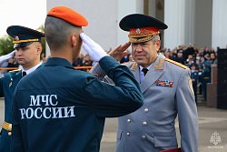 В Москве первокурсники Академии ГПС МЧС России приняли Присягу