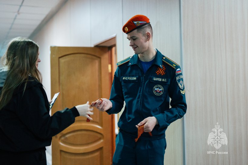 В Академии прошла традиционная акция «Георгиевская ленточка»