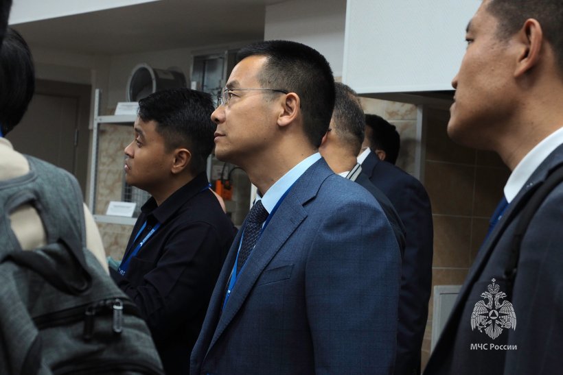 Академию посетила делегация иностранных граждан 