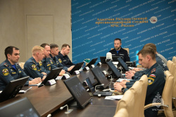 Заместитель Министра МЧС России Антон Герасимов провел рабочую встречу с представителями Академии и центрального аппарата