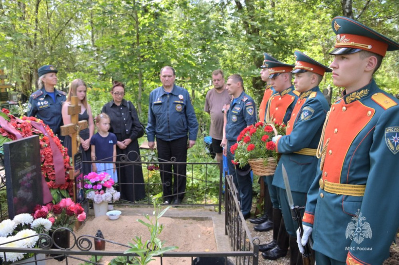 Личный состав Академии почтил память В.М. Губина