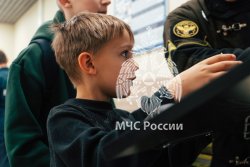 В Академии ГПС МЧС России побывали дети защитников Отечества