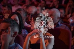 За нами – опыт поколений 