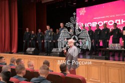 Курсанты сошлись в творческом поединке