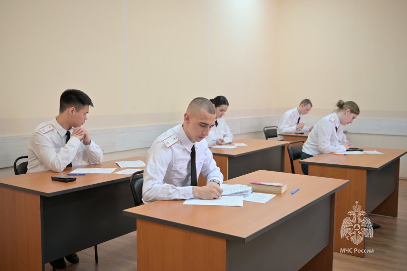 В Академии завершился первый этап государственной итоговой аттестации – государственный экзамен.