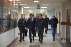 Заместитель Министра МЧС России Роман Курынин ознакомился с учебно-материальной базой Академии 