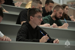 В Академии продолжаются вступительные испытания для лиц, поступающих по программам высшего образования заочной формы обучения