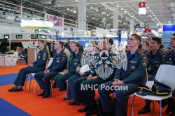 Актуальные вопросы деятельности молодых ученых обсудили на площадке Салона