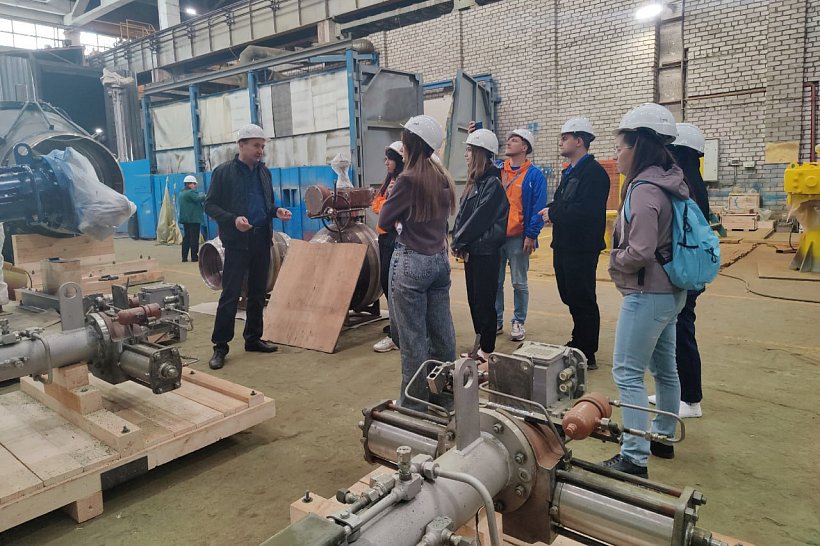 Студенты Академии приняли участие в XIII Международном молодежном  промышленном форуме «Инженеры будущего – 2025»