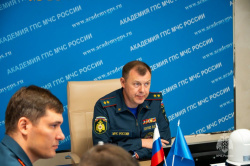 Заместитель главы МЧС России Вячеслав Бутко встретился со слушателями Академии ГПС МЧС России