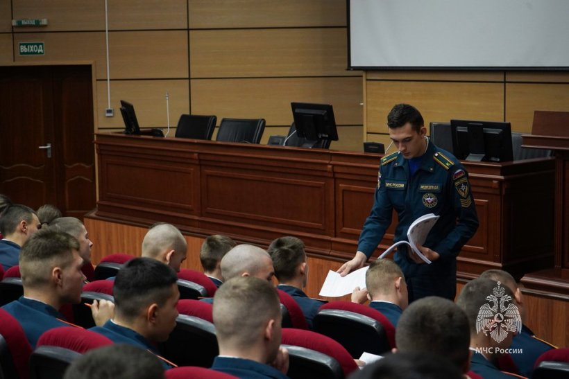 Личный состав Академии принимает участие в Экодиктанте