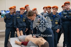 Академия открыла двери для учащихся кадетского класса из Приморского края
