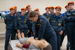 Академия открыла двери для учащихся кадетского класса из Приморского края