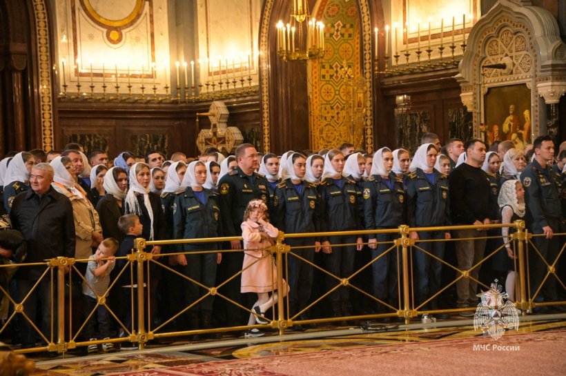 Личный состав Академии принял участие в молебне в честь иконы Божьей Матери "Неопалимая Купина"