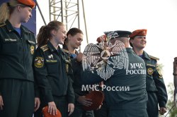 В Апаринках наградили победителей 1-ого международного гран-при профессионального мастерства пожарных и спасателей