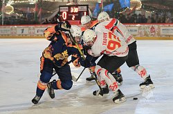 Спасатели МЧС России и МЧС Беларуси встретились на льду