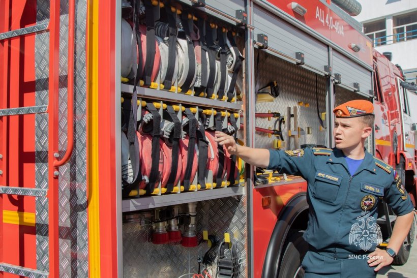 Личный состав Академии продолжает проводить открытые уроки во Всероссийском детском центре "Орленок"
