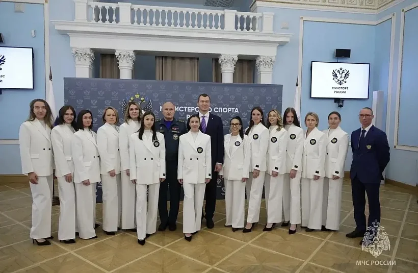 Сборные МЧС России по пожарно-спасательному спорту чествовали в Минспорта и Сбербанке