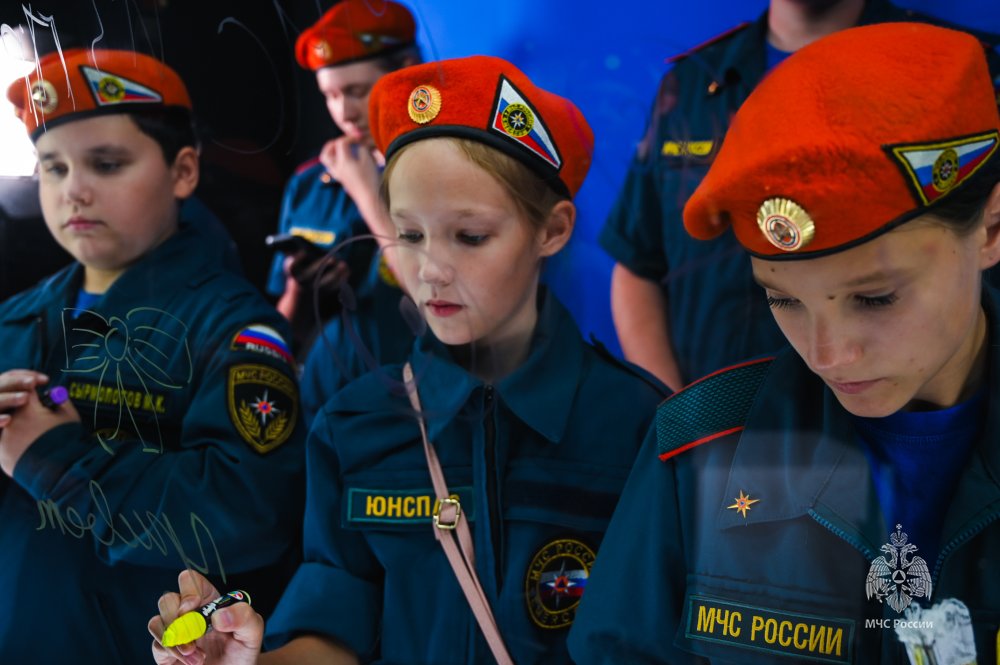 Академию посетили учащиеся кадетского класса