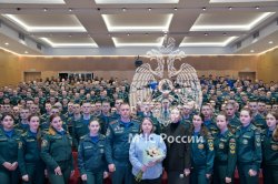 Правнучка маршала Жукова встретилась с обучающимся вузов МЧС России 