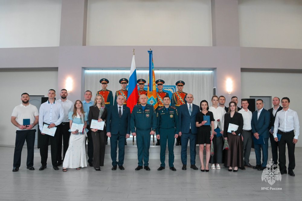 В Академии состоялся выпуск слушателей заочной формы обучения     