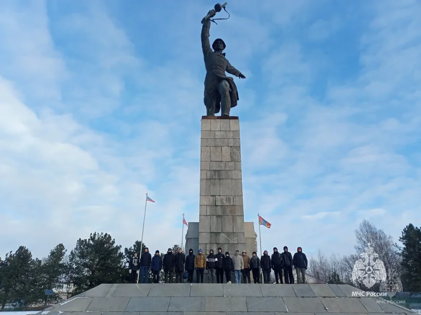 Поисковики Академии провели пеший поход