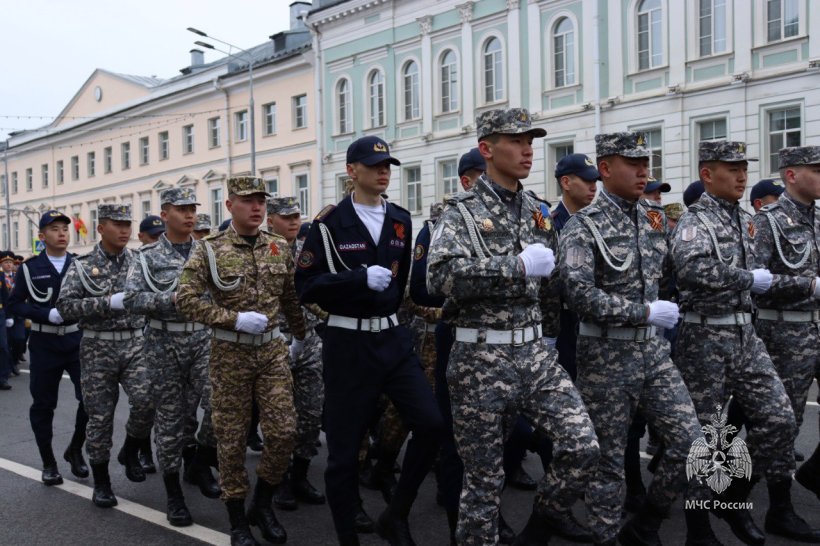 Парадные расчеты Академии приняли участие в Парадах Победы