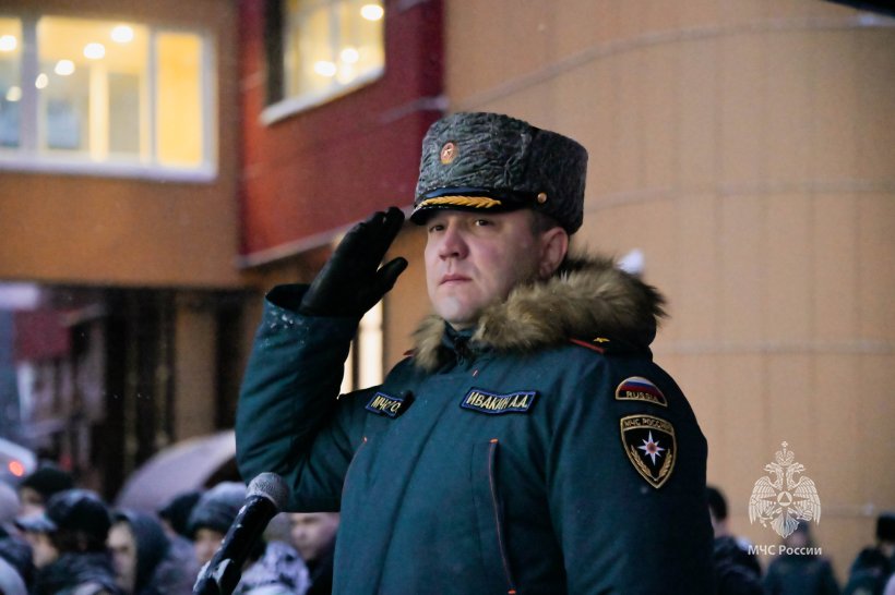 На плацу Академии состоялось построение переменного и постоянного состава