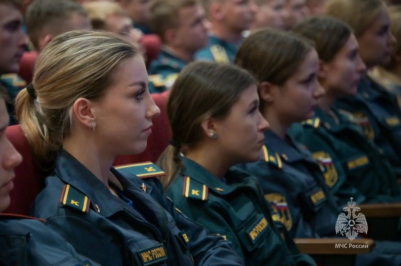 В Академии прошел урок мужества с ветераном СВО