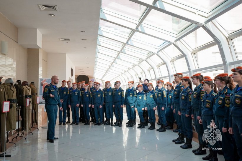 В Академии открыли новую экспозицию «Сквозь огонь и годы»